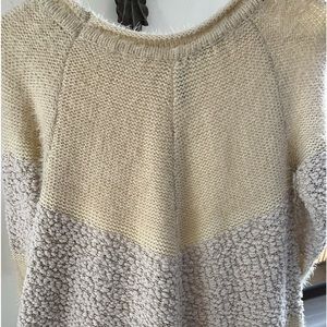 Anthropologie Ladies M beige eyelash sweater. Unique textures, loose threads.